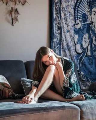 Ilayda Akdogan photo 8 — Brown, Caucasian