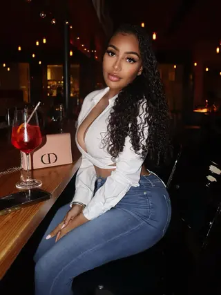 IloveOmni photo 4 — Brown, Mixed-race (primarily Middle Eastern)