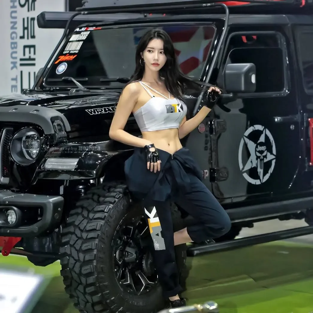 Im Sol Ah photo 11 — Asian, Influencer, Model, Musician: K-pop Idol (former), Musician: Singer (former), Race Queen