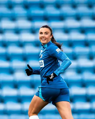 Ingrid Syrstad Engen photo 1 — Norwegian, Black