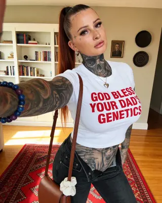 Inked Lorena photo 20 — German, Brown