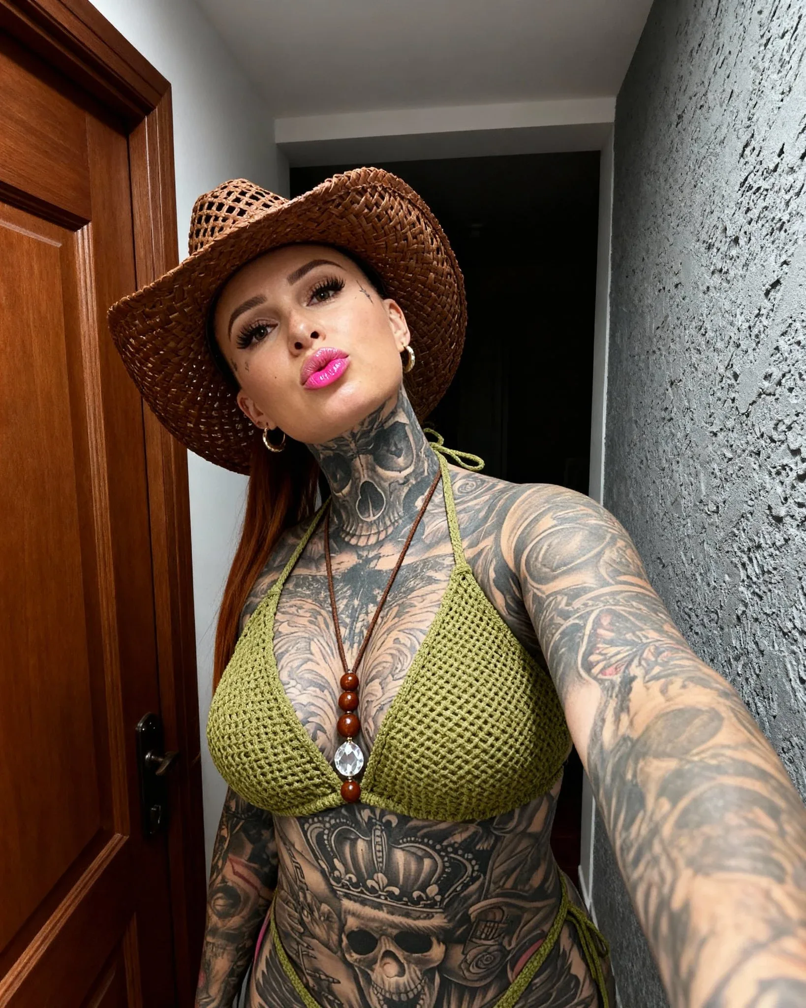 Inked Lorena photo 5 — German, Brown