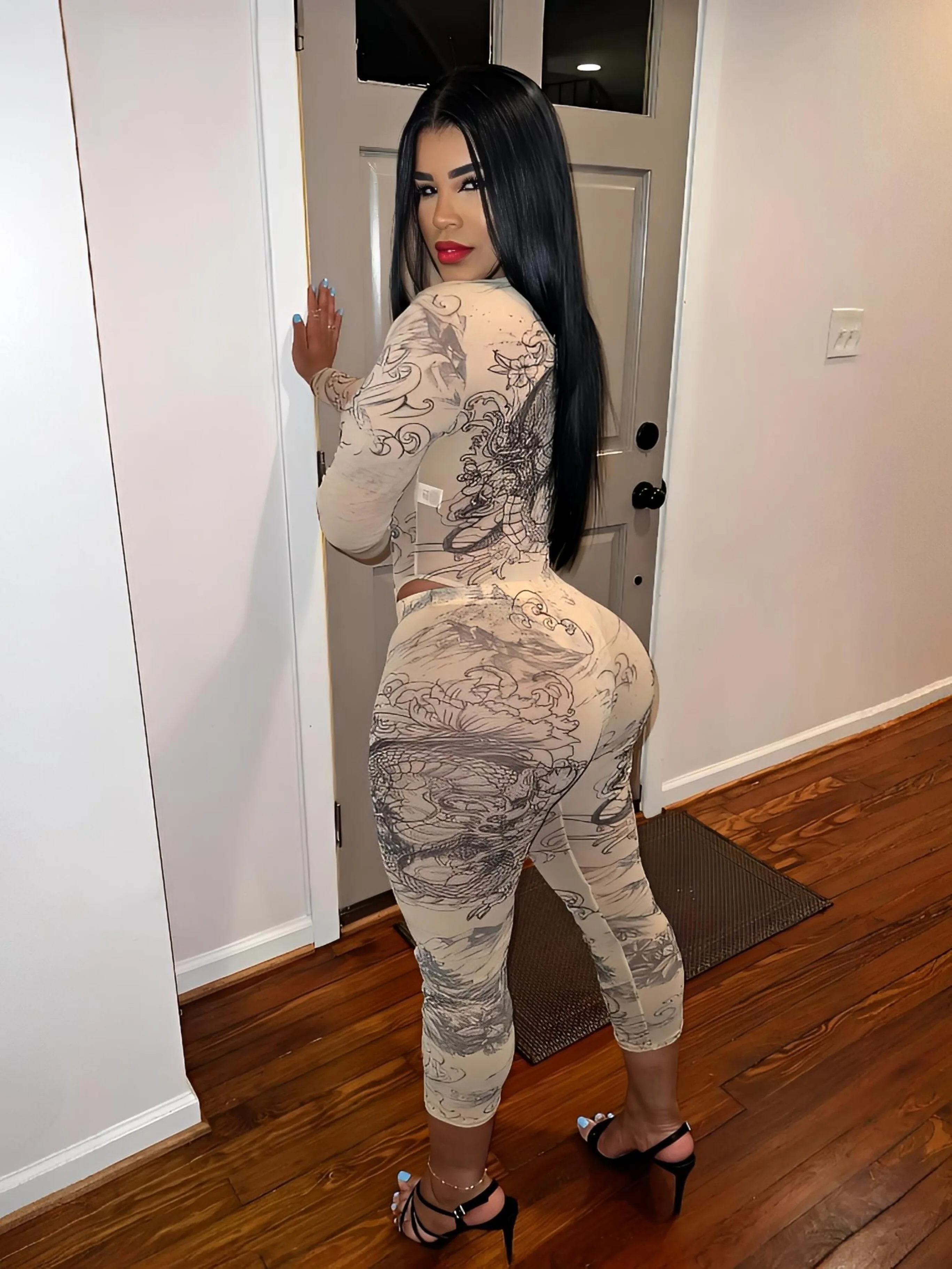 Iromi Perez photo 18 — Digital Creator, Influencer, Model, Dominican), (American