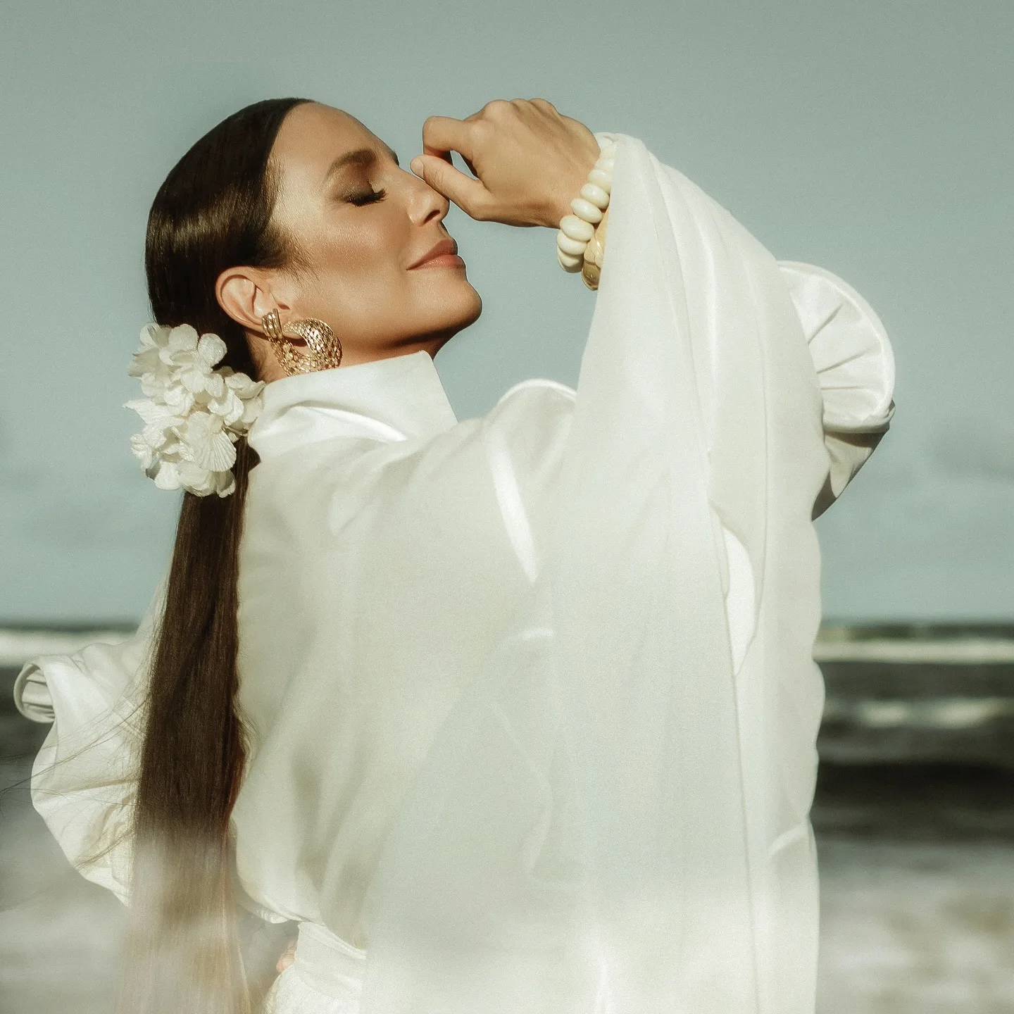Ivete Sangalo photo 9 — Athletic, Brown