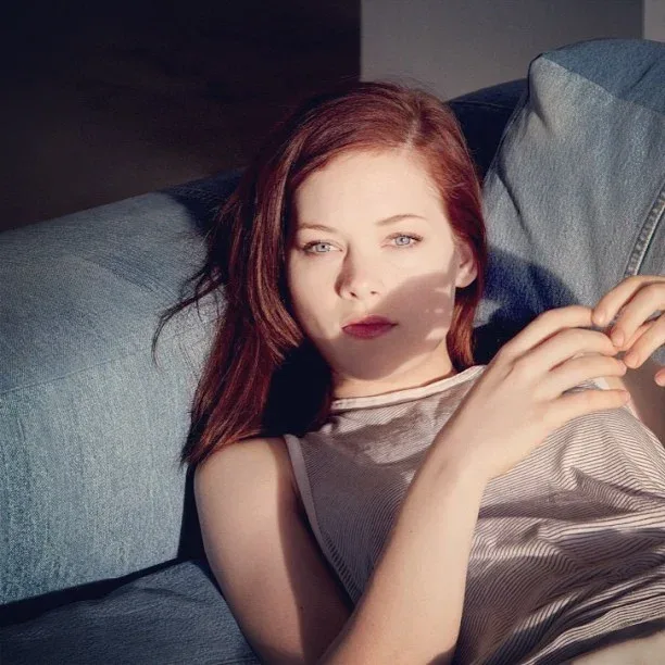 Jane Levy photo 8 — Red, Slim