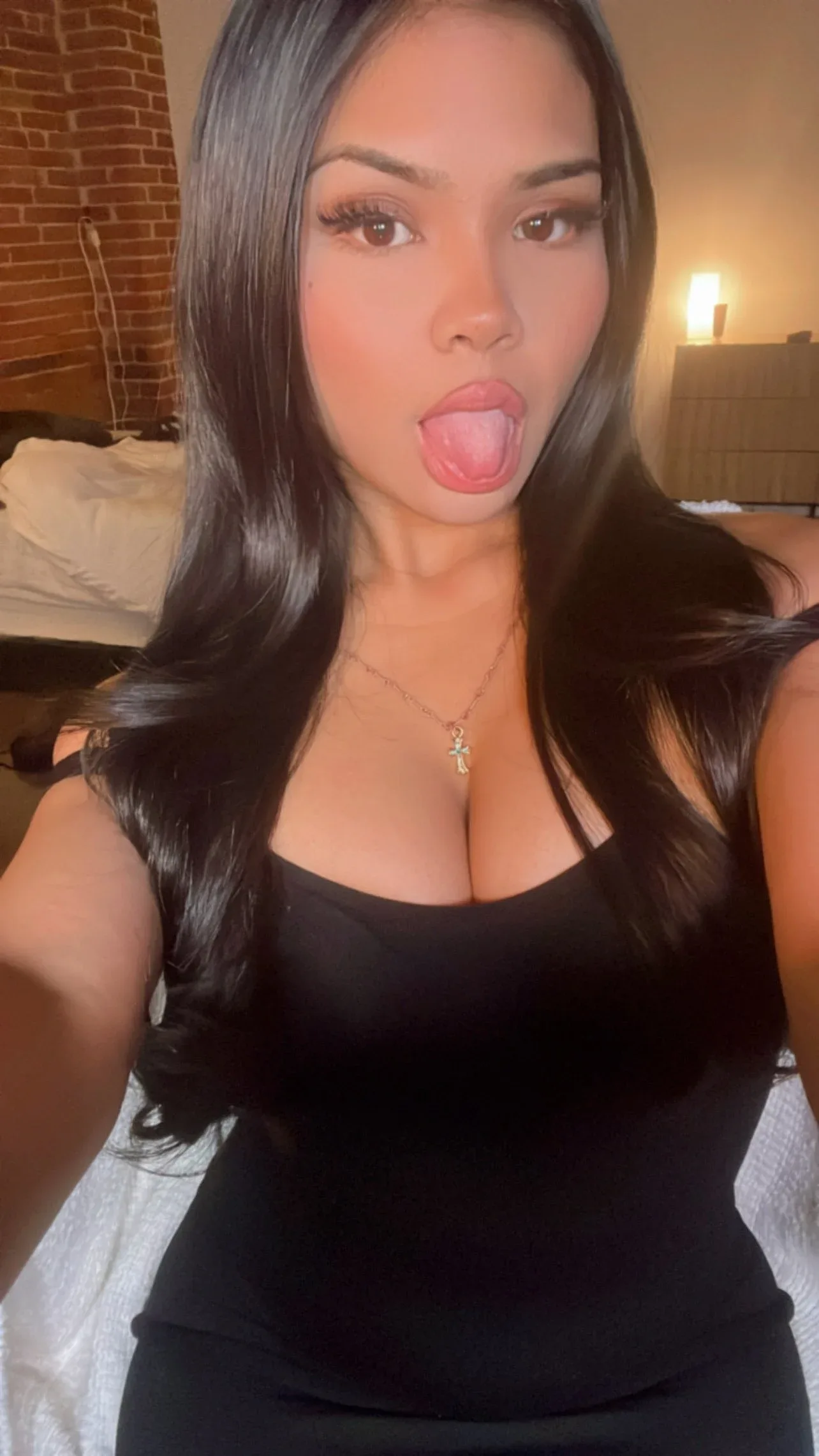 Janifest photo 10 — Brown, Asian