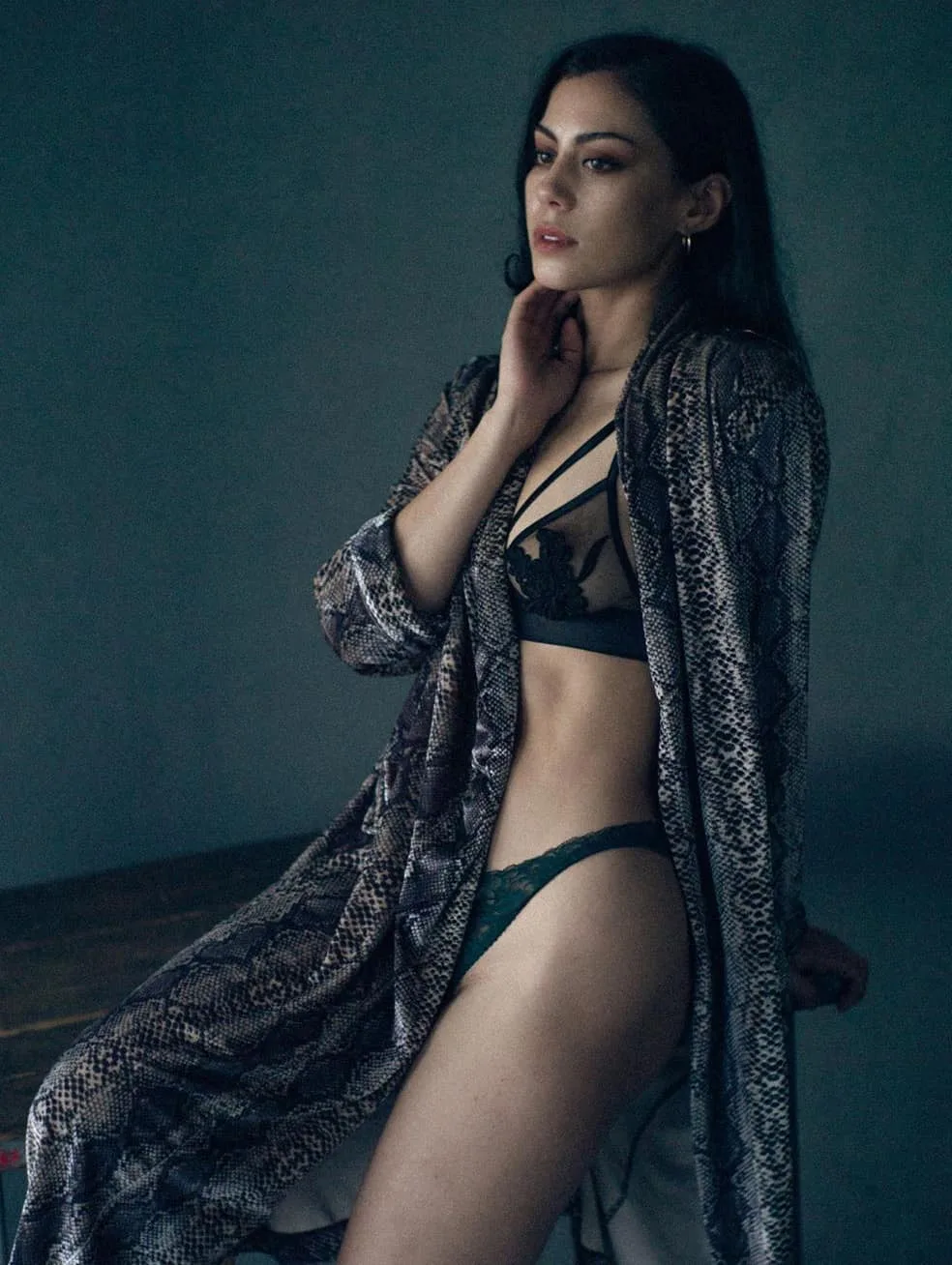 Jasmine Jardot photo 1 — British, Brown