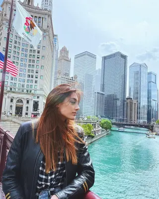 Jasmine Nocentini photo 3 — Athletic, Brown