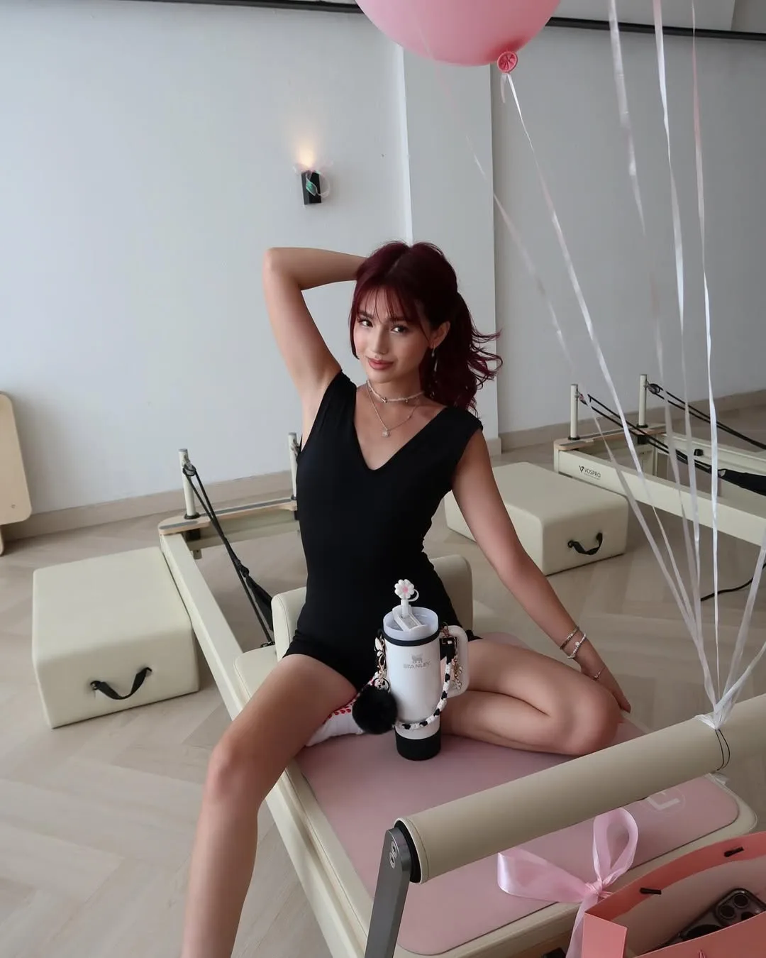 Jazmine Tan photo 14 — Black, Slim