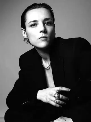 Jehnny Beth photo 4 — Brown, Caucasian