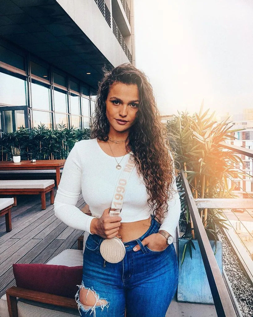 Jeje Lopes photo 5 — Mixed-race (primarily Caucasian), Actress, Musician: Singer, Reality TV Star (former)