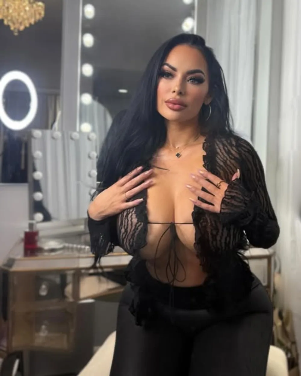 Jenn Marie Jaen photo 18 — Business Woman, Influencer, Plus Size Model, TikTok Star, American