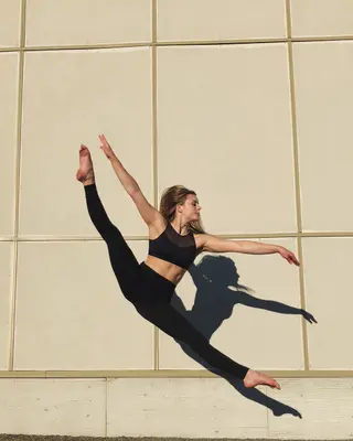 Jenna Gorchynski photo 5 — Actress, Model, Sportswoman: Gymnast (former), Canadian