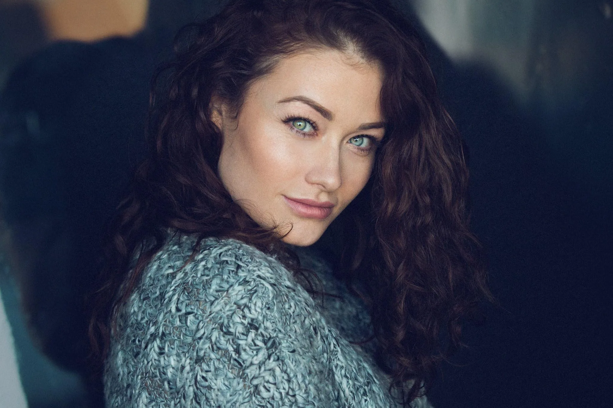 Jess Impiazzi photo 10 — Blue, Caucasian