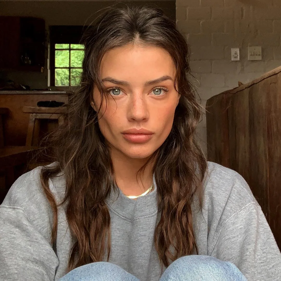 Jessica Lee Buchanan photo 13 — South African, Brown