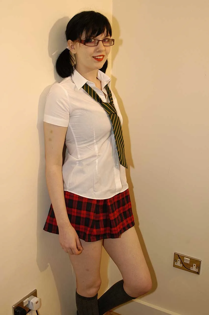 Jessica Lo — Adult Model (former), Fetish Model (former), Hotwife (former), Porn Star (former), British