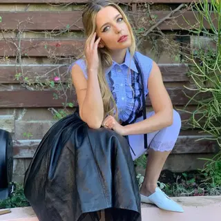 Jessica Rothe photo 21 — Slim, Green