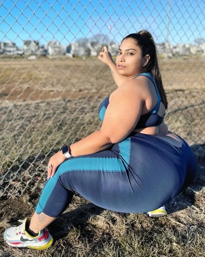 Johana Amaya photo 1 — Honduran, Black