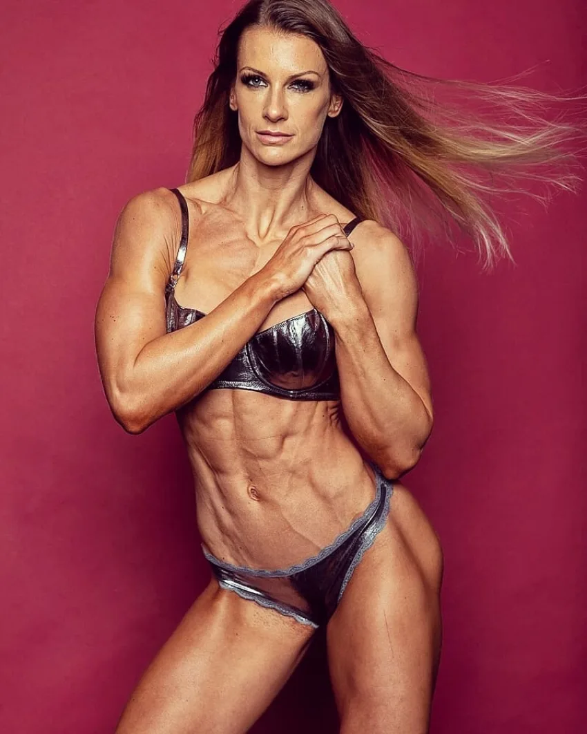 Johanna Hess photo 18 — Bodybuilder, Fitness Model, German