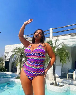 Johanny Valentina photo 17 — Latin, Glamour Model, Influencer, Plus Size Model