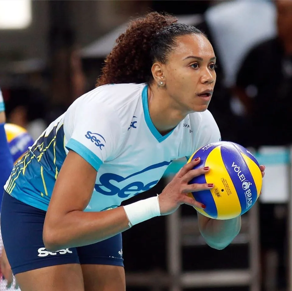 Juciely Cristina Barreto photo 8 — Mixed-race (primarily Black), Sportswoman: Volleyball Player (former)
