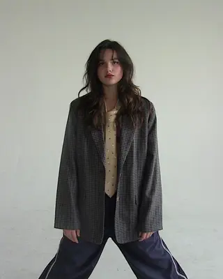 Jules LeBlanc photo 1 — American, Brown