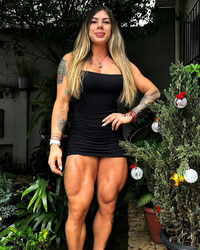 Julia Caceres photo 20 — Bodybuilder, Fitness Model, Fitness Trainer, Brazilian