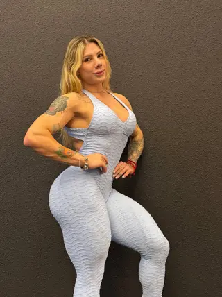 Julia Caceres photo 8 — Bodybuilder, Fitness Model, Fitness Trainer, Brazilian