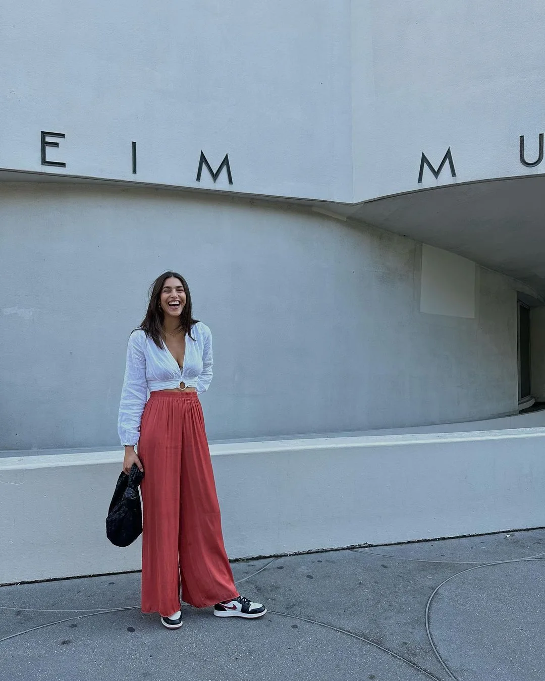 Julia Frauenrath photo 16 — Brown, Caucasian