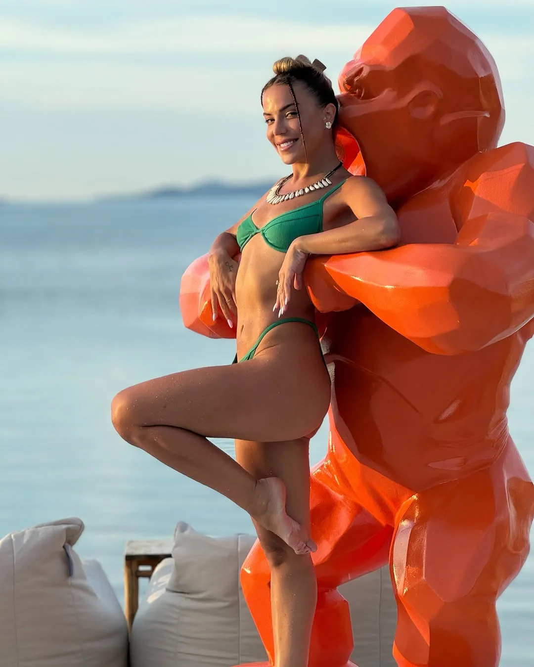 Julia Shachar photo 11 — Caucasian, Exotic Dancer, Model