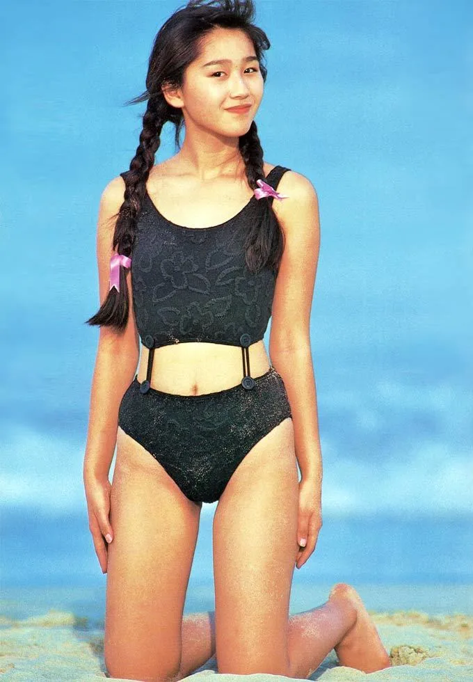 Junko Kawada photo 2 — Slim, Asian