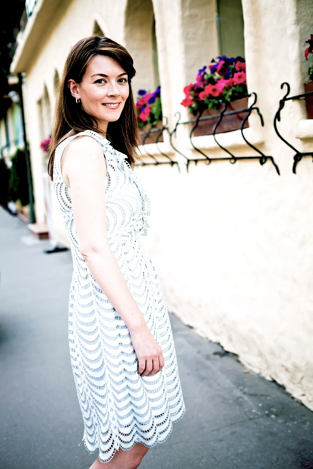 Justine Waddell photo 1 — British, Brown