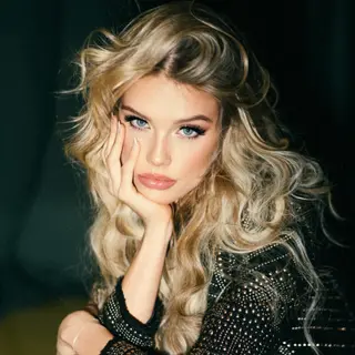 Justyna Zednikova photo 16 — Blue, Caucasian
