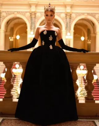 Justyna Zednikova photo 5 — Caucasian, Activist, Beauty pageant contestant, Model