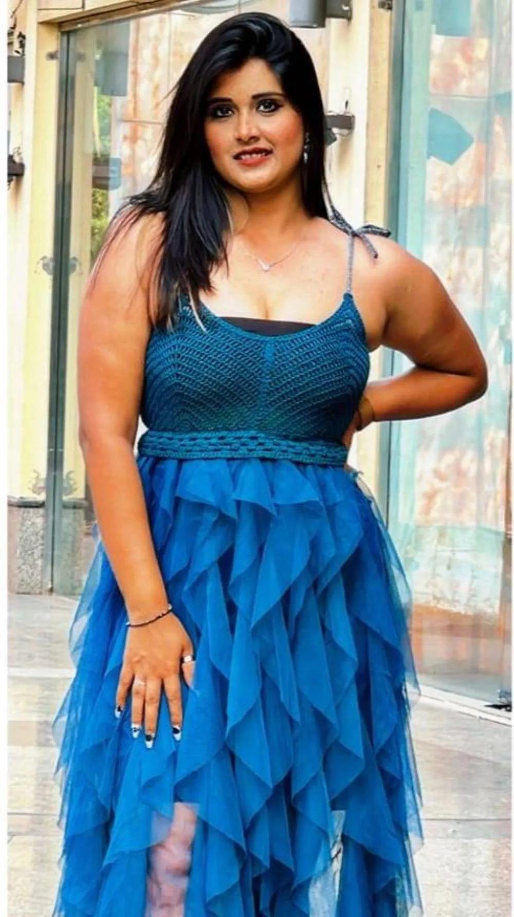 Jyotsna Yadav photo 16 — Brown, Asian
