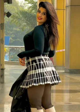Jyotsna Yadav photo 2 — Brown, Chubby