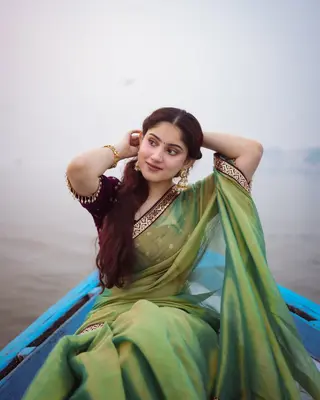 Kaavya Vurity photo 13 — Indian, Black