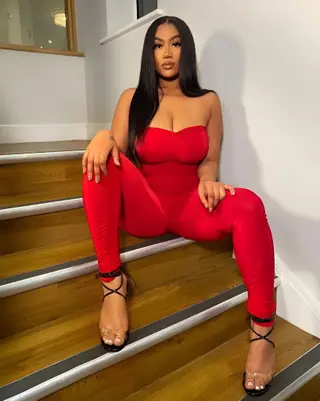 Kaede Murakami photo 2 — Black, BBW