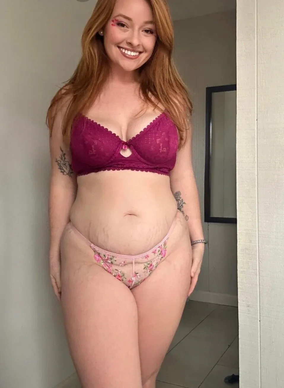 Kaia Grace photo 1 — Red, Average