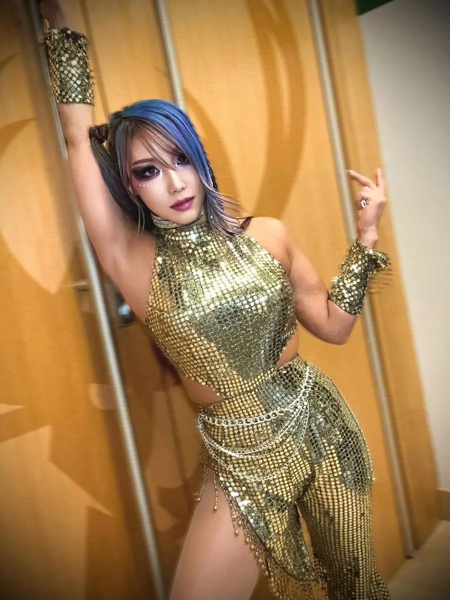 Kairi Sane photo 13 — Japanese, Black
