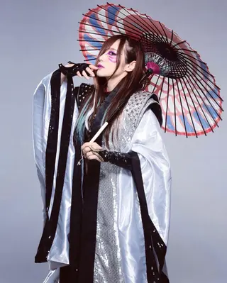 Kairi Sane photo 9 — Athletic, Brown