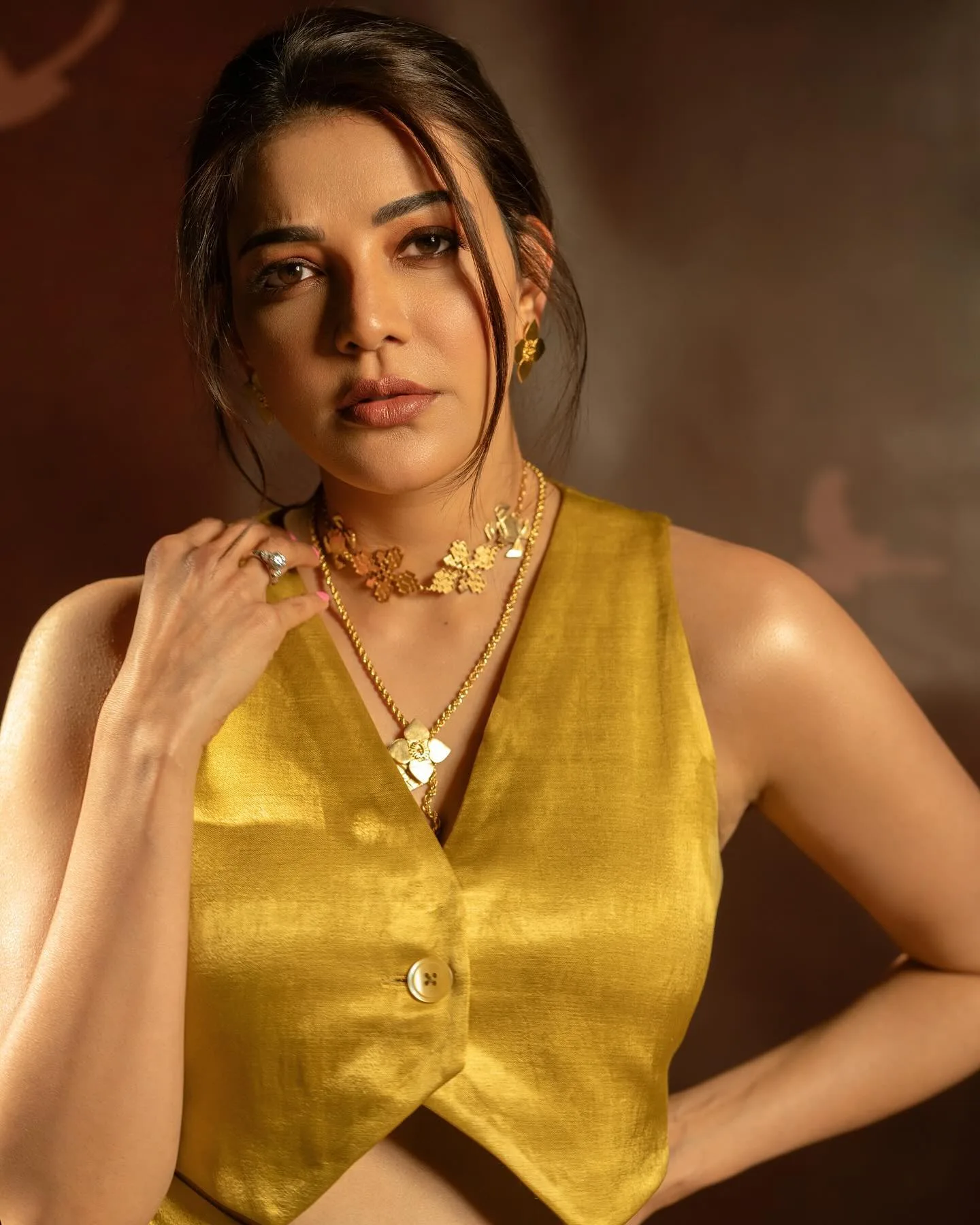 Kajal Agarwal photo 22 — Brown, Asian