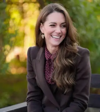 Kate Middleton photo 16 — Hazel, Caucasian
