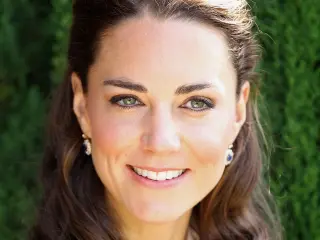 Kate Middleton photo 9 — Slim, Hazel