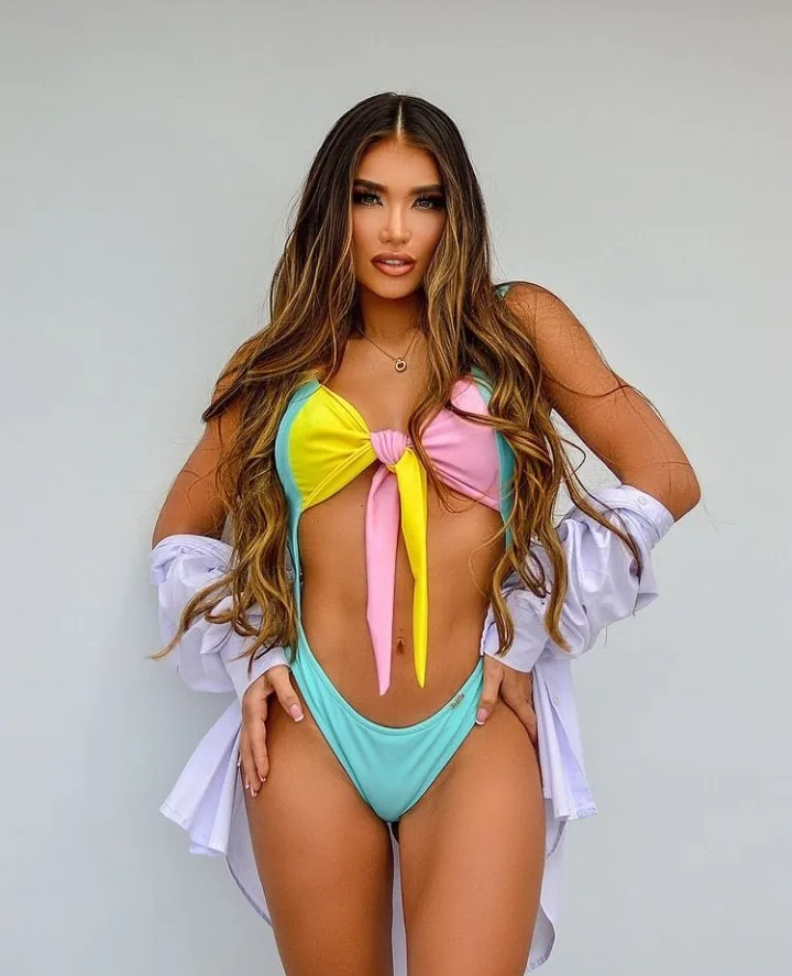 Kathe Aroca — Actress, Fashion Designer, Fitness Trainer, Glamour Model, Influencer, Model, Colombian