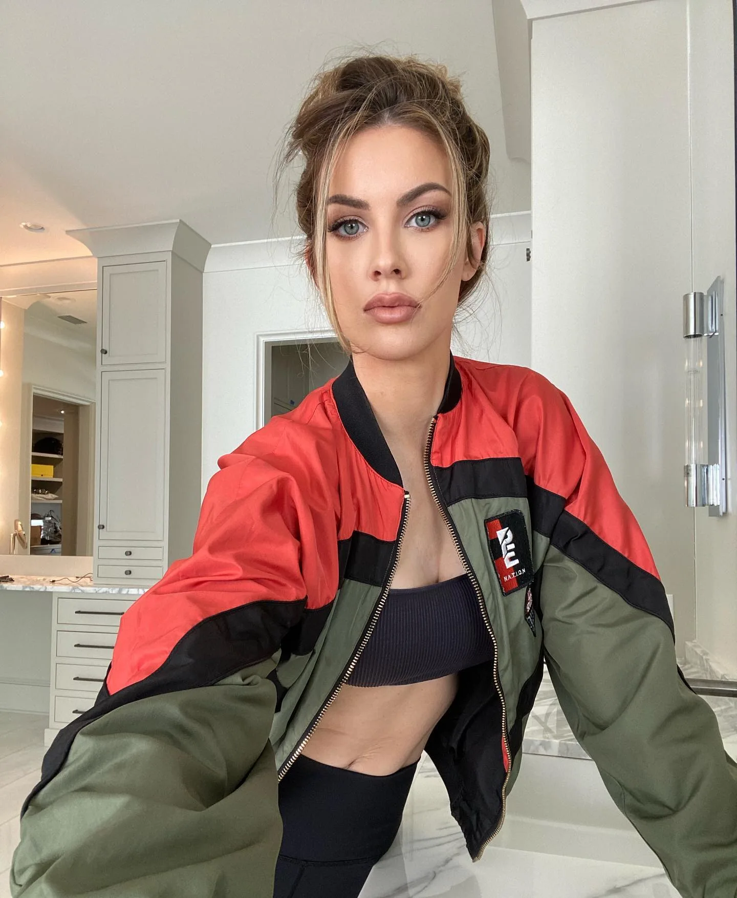 Katherine Webb photo 19 — American, Brown