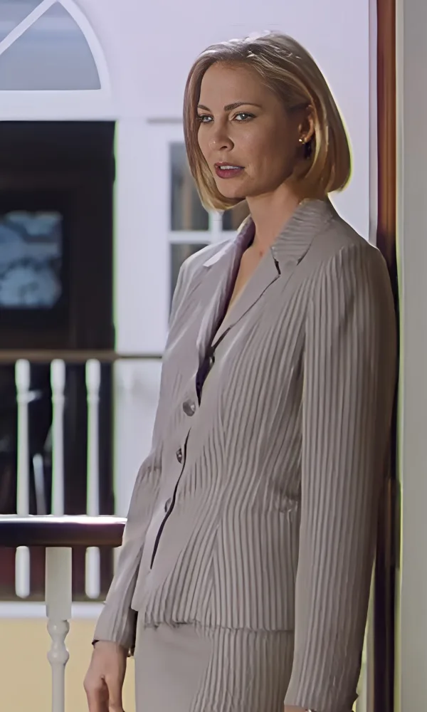 Kathleen Kinmont photo 3 — Blue, Caucasian