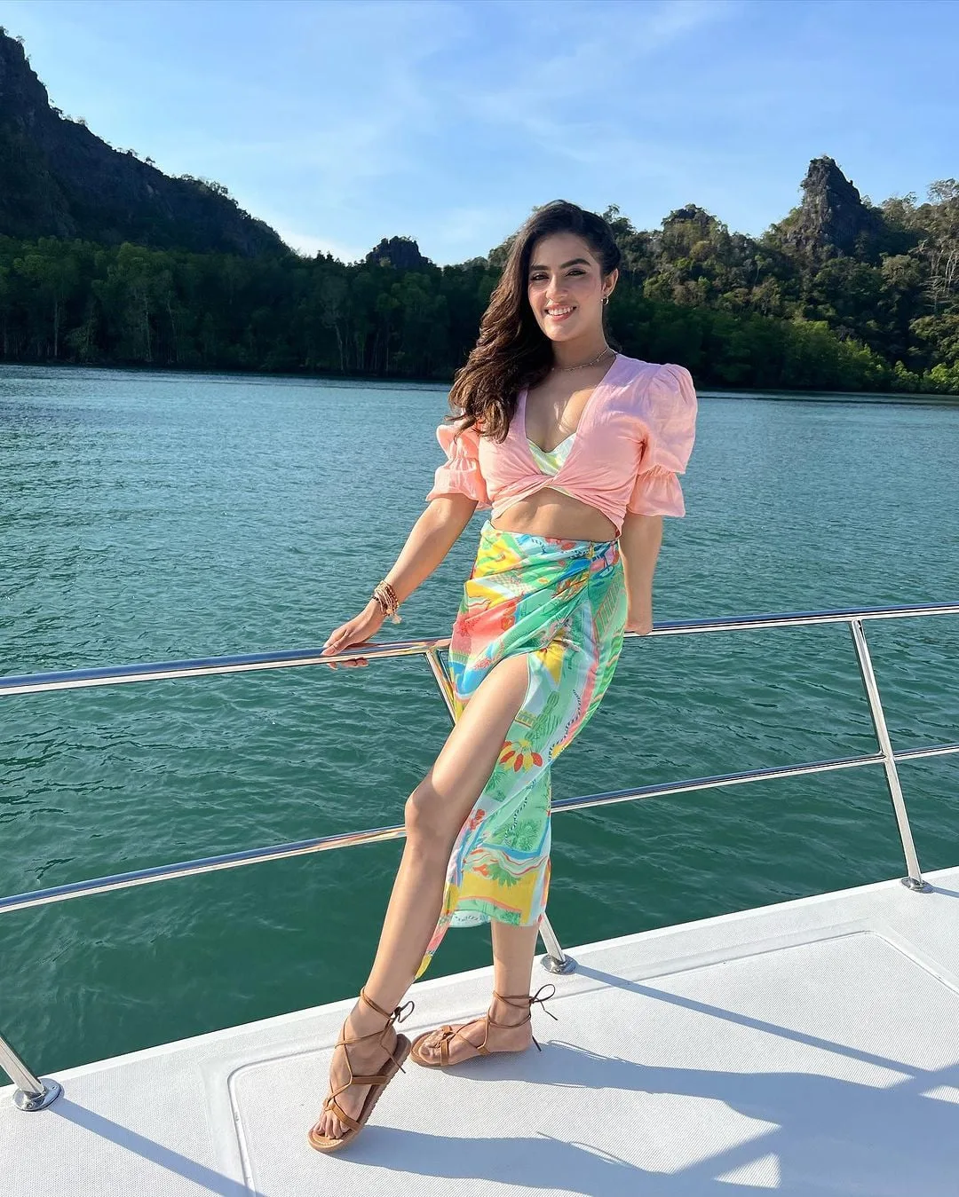Kavya Thapar photo 21 — Indian, Black