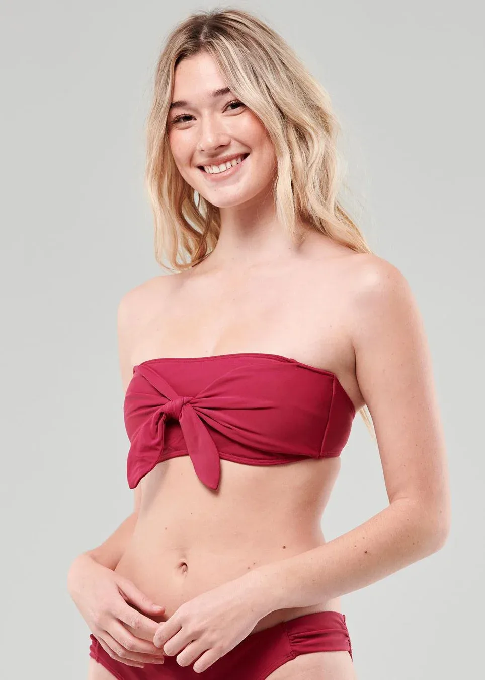 Kayla Jones photo 1 — American, Blonde