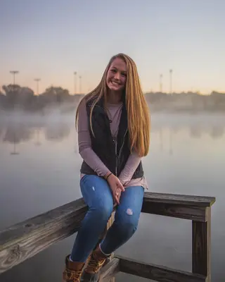 Kayt Houston photo 1 — American, Blonde